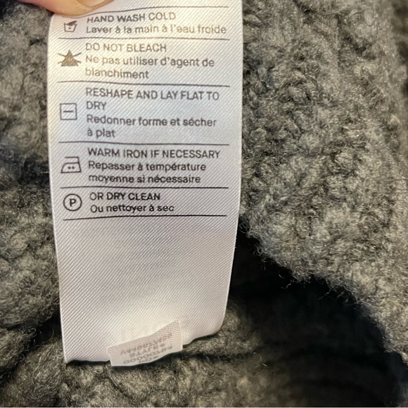 Vince Sweater Grey-Green Wool & Cashmere Blend Cableknit Turtleneck Sz M GUC - Picture 9 of 9